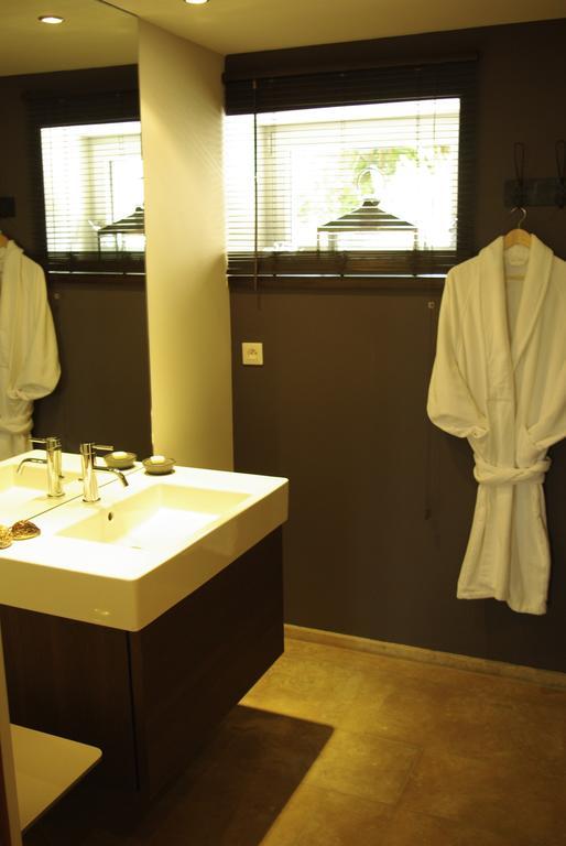 Les Chambres De L'Oustalet, Chambres D'Hotes Et Restaurant Etoile Gigondas Phòng bức ảnh