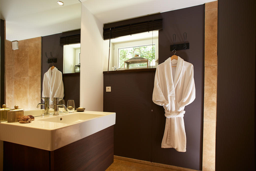 Les Chambres De L'Oustalet, Chambres D'Hotes Et Restaurant Etoile Gigondas Phòng bức ảnh