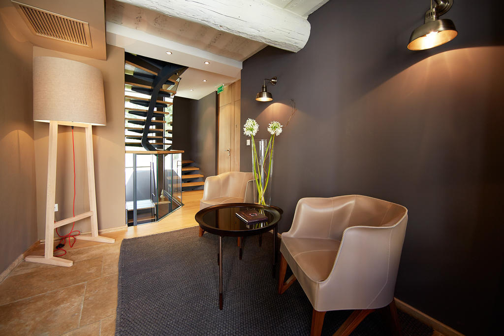 Les Chambres De L'Oustalet, Chambres D'Hotes Et Restaurant Etoile Gigondas Ngoại thất bức ảnh
